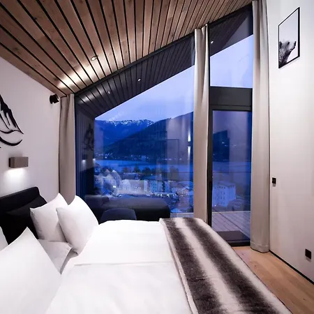 Сasa de vacaciones Hand To Bison Lake View 4bdr *